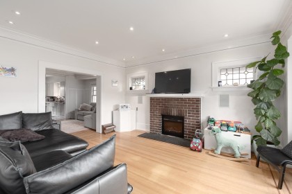 Photo 7 at 2988 Point Grey Road, Kitsilano, Vancouver West