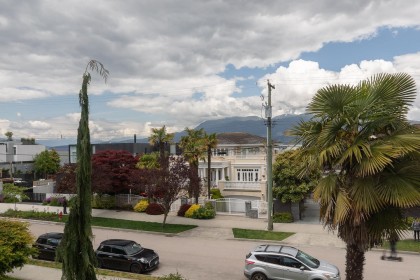 Photo 5 at 2988 Point Grey Road, Kitsilano, Vancouver West