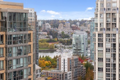 Photo 17 at 2208 - 1111 Richards Street, Downtown VW, Vancouver West