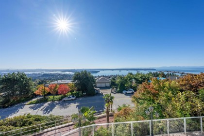 Photo 10 at 1419 Chippendale Road, Chartwell, West Vancouver