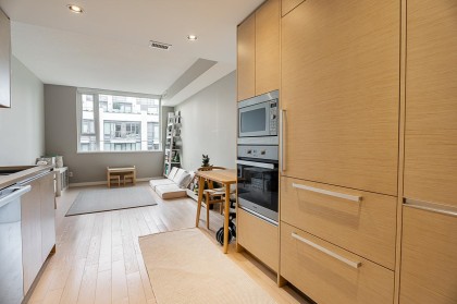 Photo 11 at 301 - 505 W 30th Avenue, Cambie, Vancouver West