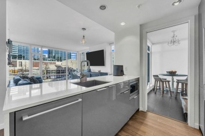 Photo 7 at 909 - 161 W Georgia Street, Downtown VW, Vancouver West