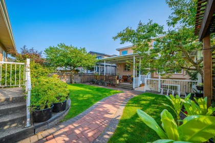 Photo 13 at 763 W 64th Avenue, Marpole, Vancouver West