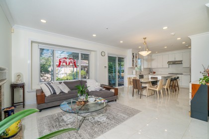 Photo 12 at 763 W 64th Avenue, Marpole, Vancouver West