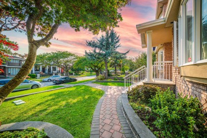 Photo 3 at 763 W 64th Avenue, Marpole, Vancouver West