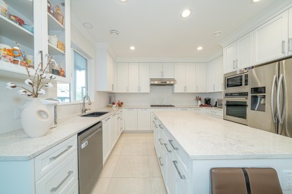 Photo 9 at 763 W 64th Avenue, Marpole, Vancouver West