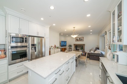 Photo 11 at 763 W 64th Avenue, Marpole, Vancouver West