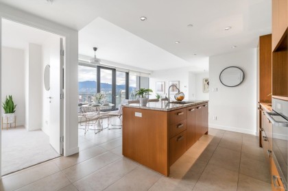 Photo 12 at 3105 - 1028 Barclay Street, West End VW, Vancouver West