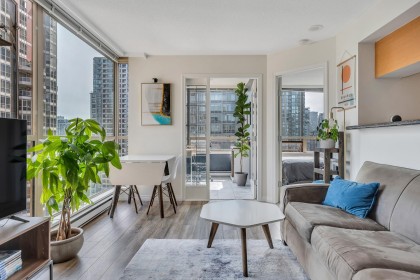 Photo 5 at 1405 - 822 Homer Street, Downtown VW, Vancouver West