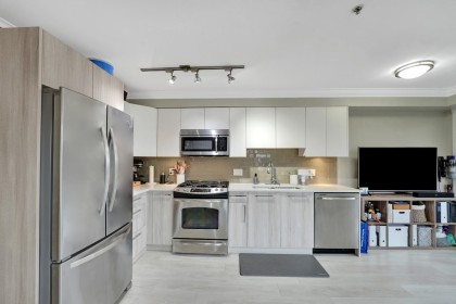 Photo 13 at 309 - 857 W 15th Street, Mosquito Creek, North Vancouver