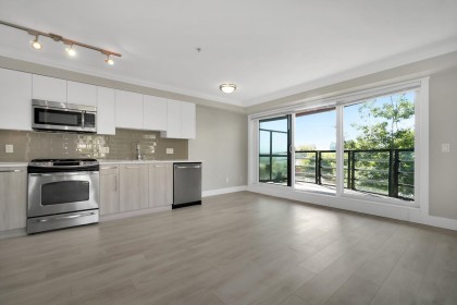 Photo 1 at 309 - 857 W 15th Street, Mosquito Creek, North Vancouver