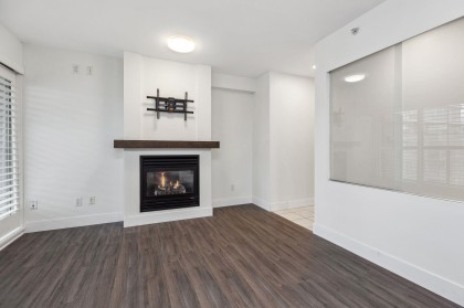 Photo 3 at 2002 - 989 Richards Street, Downtown VW, Vancouver West