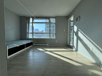 Photo 13 at 810 - 438 Seymour Street, Downtown VW, Vancouver West