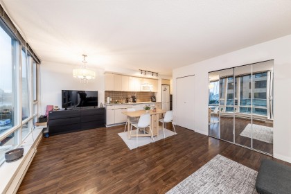 Photo 10 at 1606 - 233 Robson Street, Downtown VW, Vancouver West