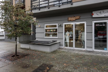 Photo 39 at 202 - 857 W 15th Street, Mosquito Creek, North Vancouver