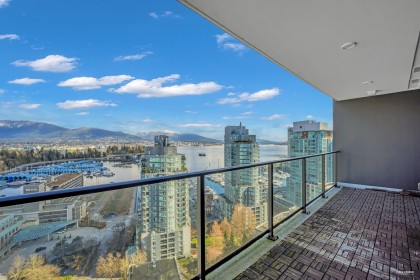 Photo 26 at 2001 - 620 Cardero Street, Coal Harbour, Vancouver West