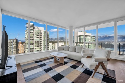 Photo 4 at 2001 - 620 Cardero Street, Coal Harbour, Vancouver West