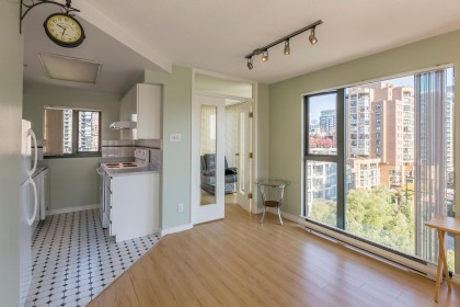 Photo 7 at 905 - 1155 Homer Street, Yaletown, Vancouver West