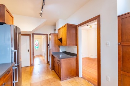 Photo 13 at 2243 W 5th Avenue, Kitsilano, Vancouver West