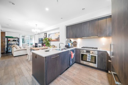 Photo 9 at 5532 Oak Street, Cambie, Vancouver West