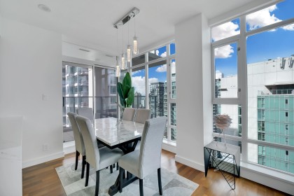 Photo 12 at 1904 - 1616 Bayshore Drive, Coal Harbour, Vancouver West