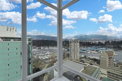Photo 5 at 1904 - 1616 Bayshore Drive, Coal Harbour, Vancouver West