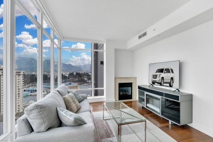 Photo 10 at 1904 - 1616 Bayshore Drive, Coal Harbour, Vancouver West