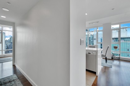 Photo 19 at 1904 - 1616 Bayshore Drive, Coal Harbour, Vancouver West