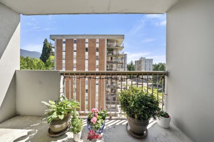 Photo 6 at 1006 - 2016 Fullerton Avenue, Pemberton NV, North Vancouver