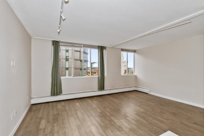 Photo 8 at 308 - 1250 Burnaby Street, West End VW, Vancouver West