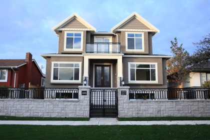 Photo 1 at 455 W 38th Avenue, Cambie, Vancouver West