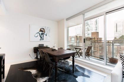 Photo 9 at 501 - 1455 Howe Street, Yaletown, Vancouver West