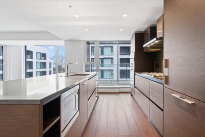 Photo 9 at 603 - 1571 W 57th Avenue, South Granville, Vancouver West