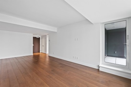 Photo 11 at 603 - 1571 W 57th Avenue, South Granville, Vancouver West