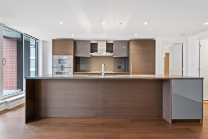 Photo 8 at 603 - 1571 W 57th Avenue, South Granville, Vancouver West