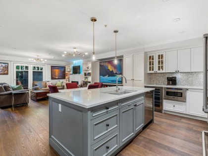 Photo 8 at 100 - 656 W 13th Avenue, Fairview VW, Vancouver West