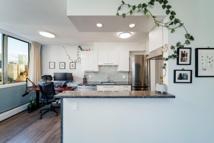 Photo 11 at 2004 - 1251 Cardero Street, West End VW, Vancouver West