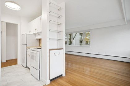 Photo 10 at 103 - 6026 Tisdall Street, Oakridge VW, Vancouver West