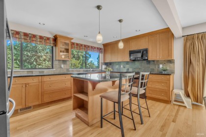 Photo 17 at 4623 Caulfeild Drive, Caulfeild, West Vancouver