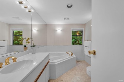 Photo 26 at 4623 Caulfeild Drive, Caulfeild, West Vancouver