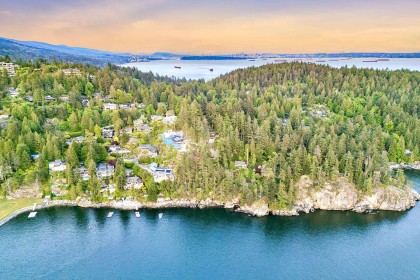 Photo 16 at 5056 The Byway, Caulfeild, West Vancouver