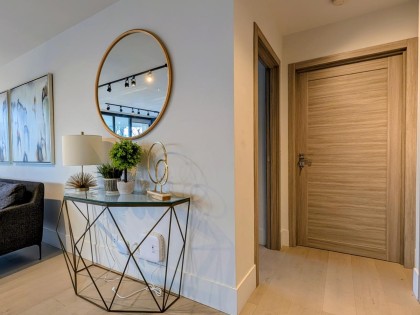 Photo 2 at 3D - 328 Taylor Way, Park Royal, West Vancouver