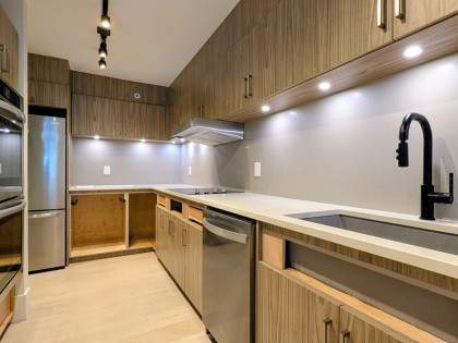 Photo 9 at 3D - 328 Taylor Way, Park Royal, West Vancouver