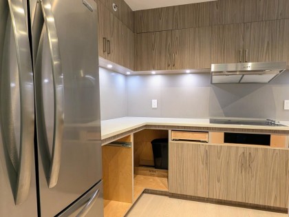 Photo 8 at 3D - 328 Taylor Way, Park Royal, West Vancouver