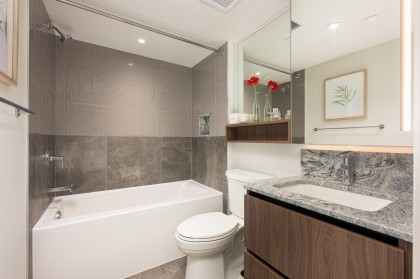 Photo 20 at 173 - 805 W 49th Avenue, Oakridge VW, Vancouver West