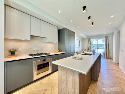Photo 8 at 173 - 805 W 49th Avenue, Oakridge VW, Vancouver West