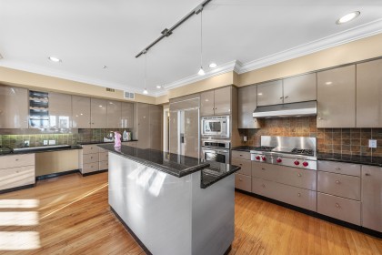 Photo 9 at 1426 W 48th Avenue, South Granville, Vancouver West