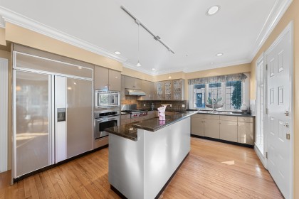 Photo 8 at 1426 W 48th Avenue, South Granville, Vancouver West