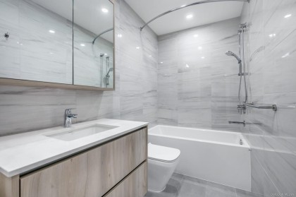 Photo 4 at 105 - 477 W 59th Avenue, South Cambie, Vancouver West