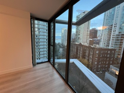 Photo 6 at 909 - 1331 W Georgia Street, Coal Harbour, Vancouver West